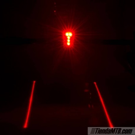 Luz trasera LED con laser de carril